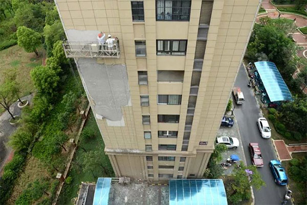 外墻真石漆附著力差導致脫落是哪里出了問題？